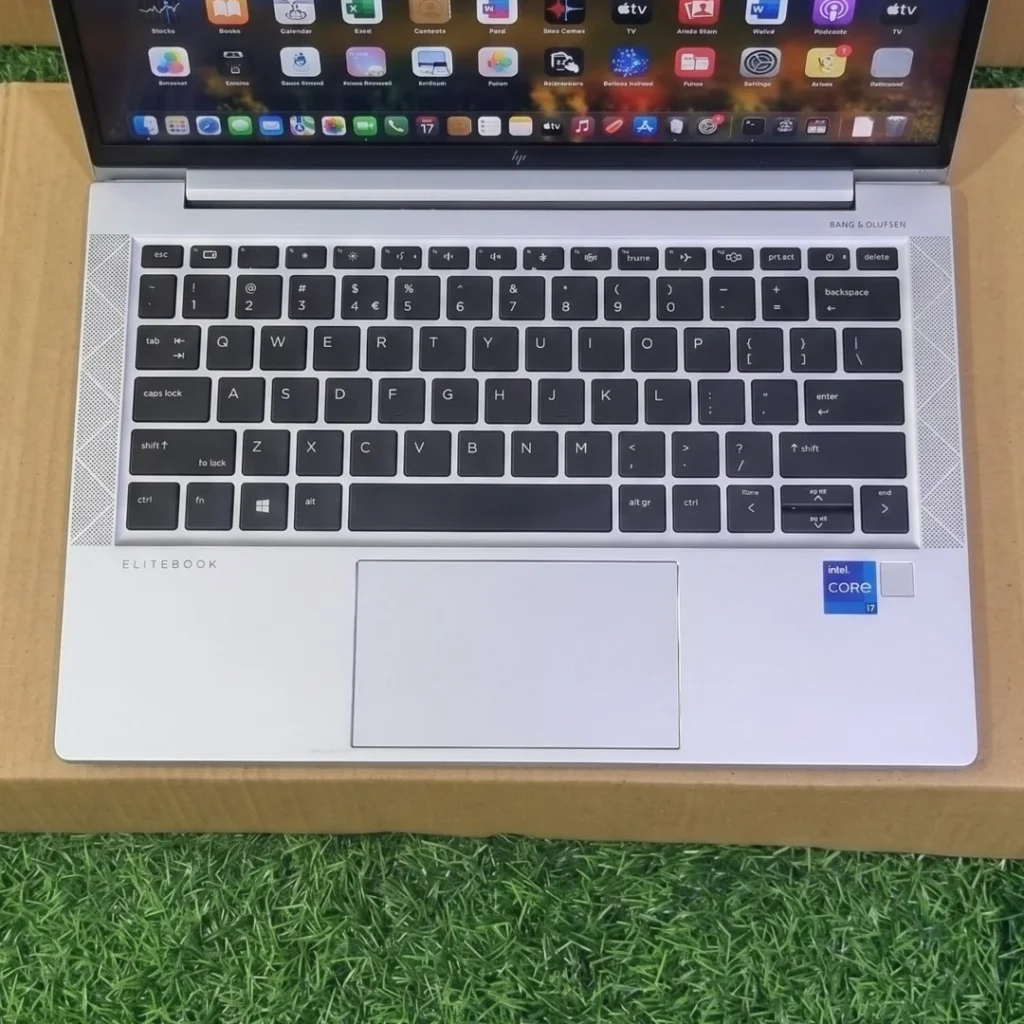 HP EliteBook 830 G8 i5,11th Gen Refurbished Laptop Focus on keyboard