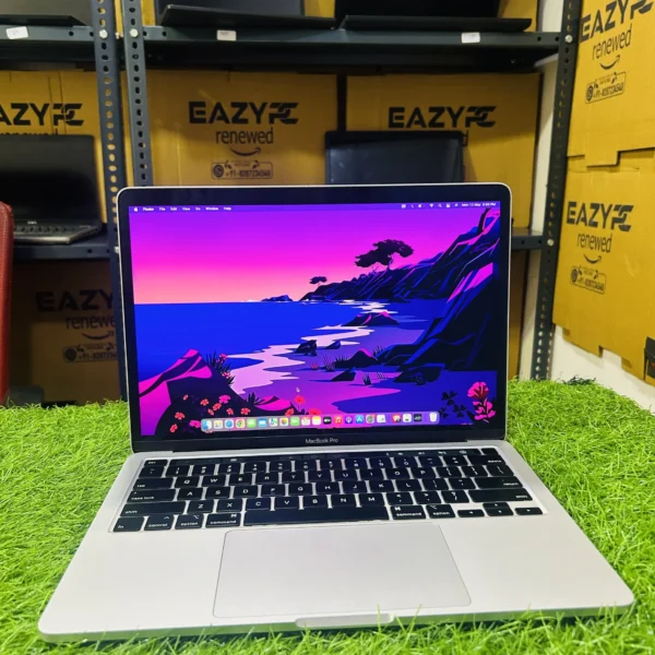 Apple MacBook Pro A2338 13 inches | M1 | 8GB Ram | 256GB SSD | 2020