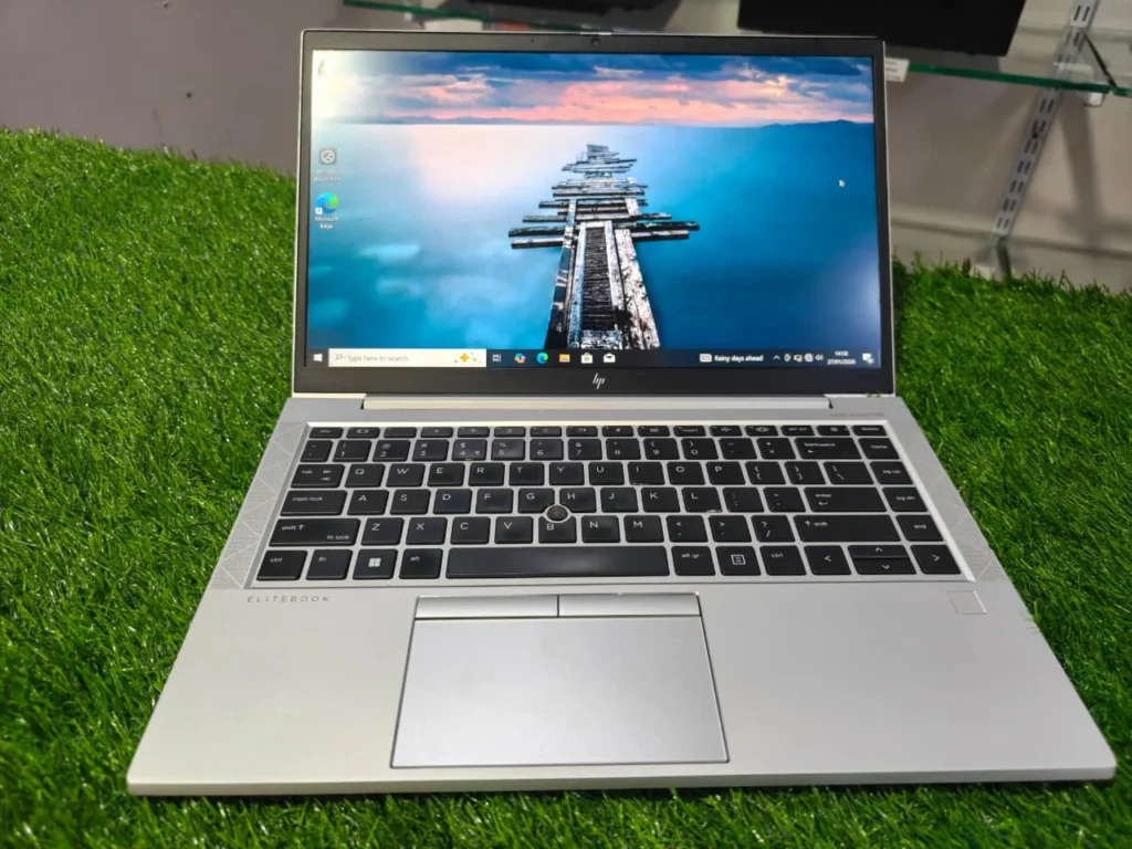 HP EliteBook 840 G8 - Intel core i5, 11th Gen, Refurbished Laptop 8GB RAM, 256GB SSD