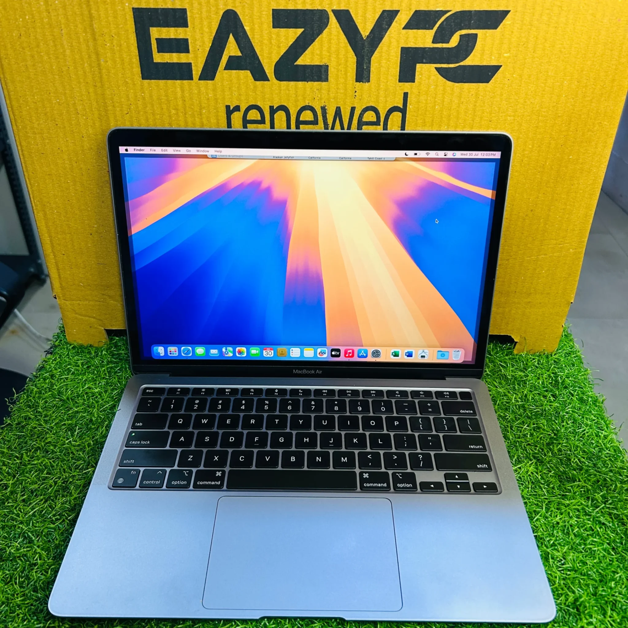 Apple MacBook Air A2179 13-inch 2020 with Intel i5, 16GB RAM and 256GB SSD in sleek silver design Front View