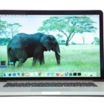 Apple Macbook Pro A1398 15 inches i7 8GB 256GB SSD Front View