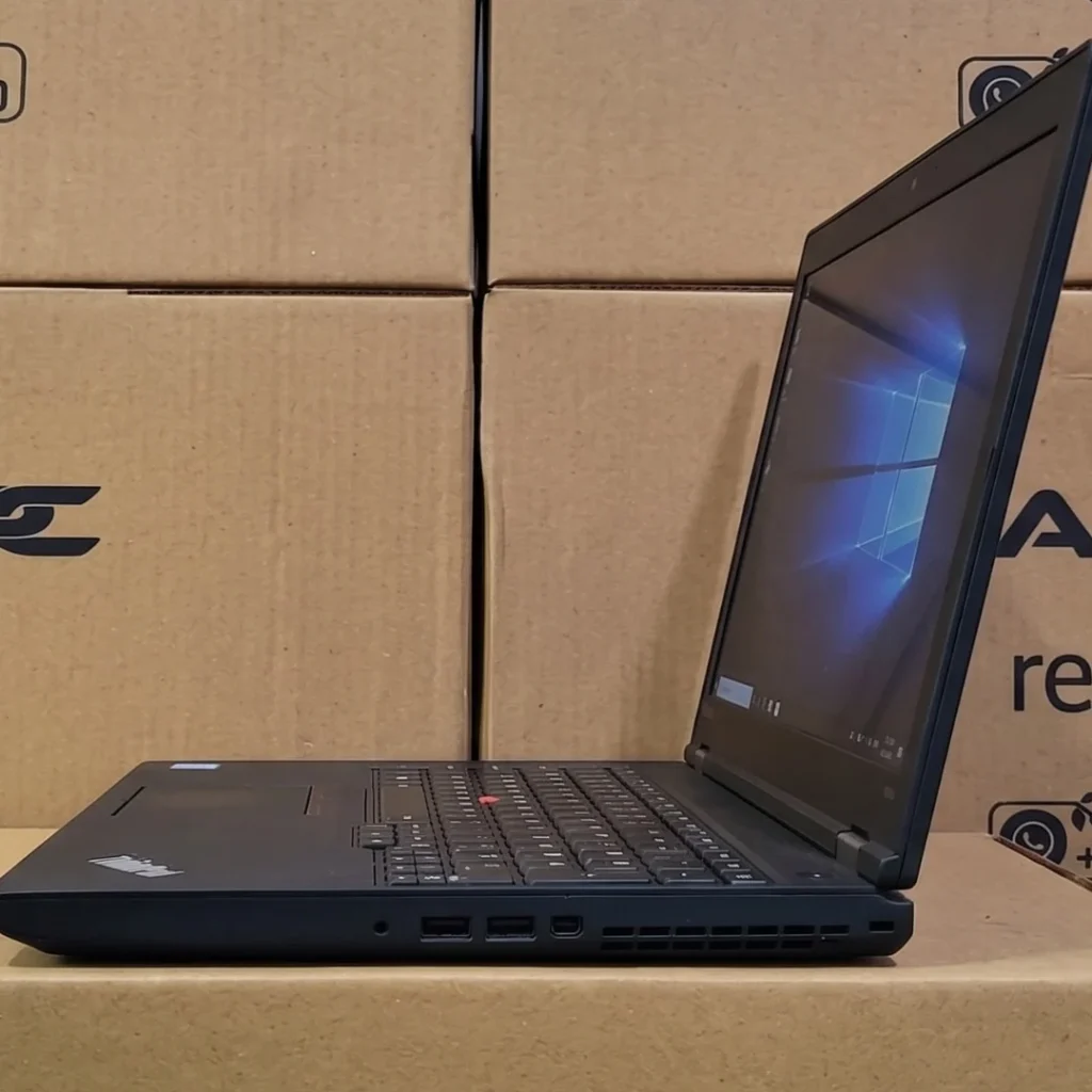 Lenovo Thinkpad P15 i7 10th Gen Refurbished Laptop right side View