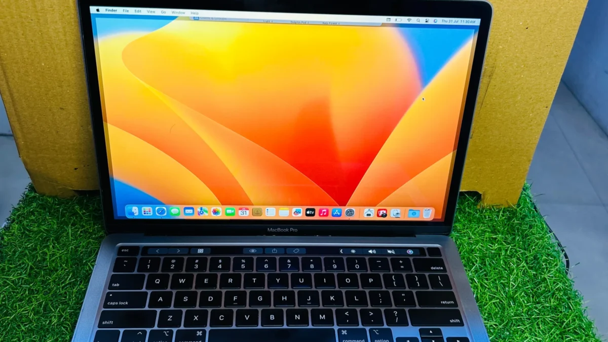 Refurbished Apple MacBook Pro A2251 I5 32GB 2020 | EazyPC