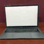 Refurbished MacBook Air A2337 M1 13” Retina 8GB RAM 256GB SSD 2020 Front View