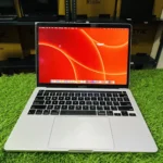 Apple MacBook Pro A2338 M2 13.3 inches 8GB 256GB 2022