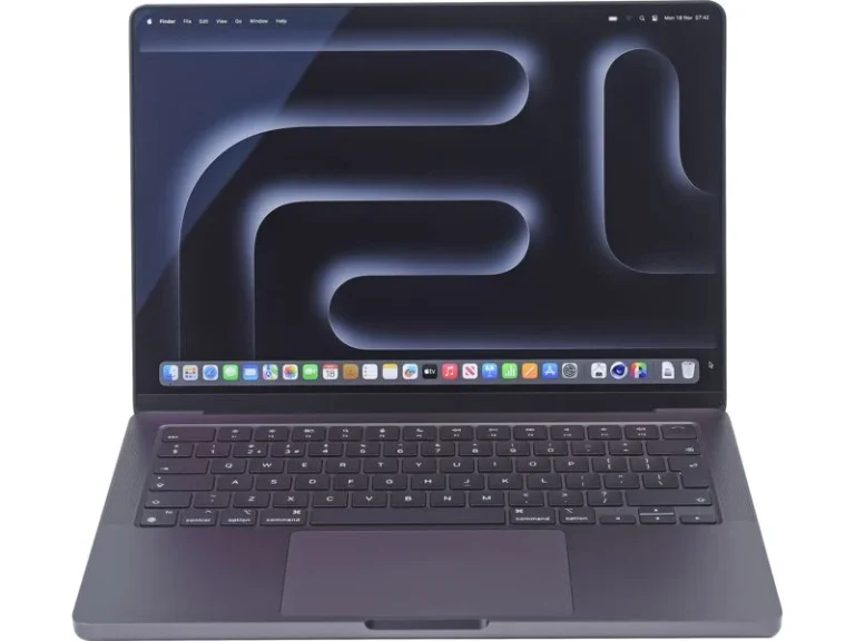 Apple MacBook Pro A3112 M4 14 inches 16GB 512GB Refurbished Laptop Front View