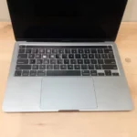 Apple MacBook Pro A2159 Intel i5 8GB RAM 128GB SSD Focus on KeyBoard
