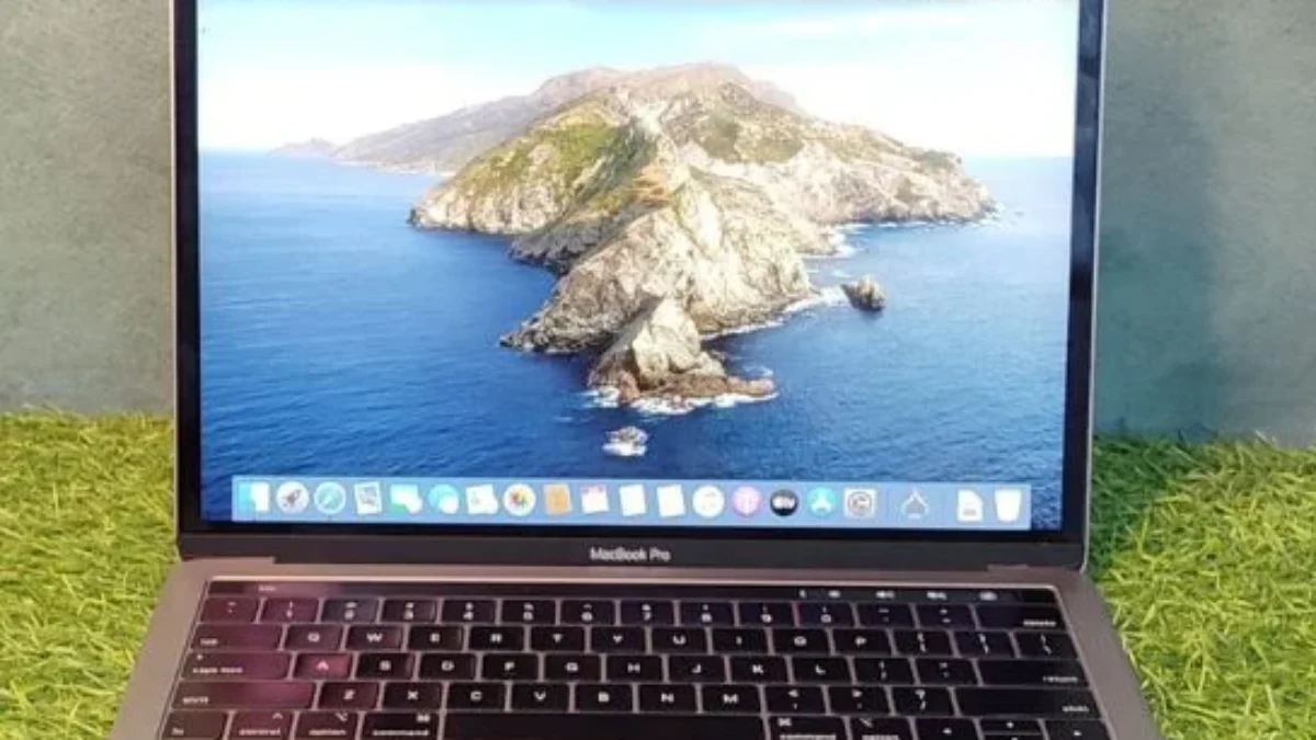 美品　MacBook Pro 2019 A2159 i5 8GB 128GB Refurbished Apple MacBook Pro A2159 2019 | I5, 8GB | EazyPC