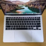 Refurbished MacBook Pro A2251 13-Inch Intel Core i7 32GB RAM 512GB SSD Focus on KeyBoard