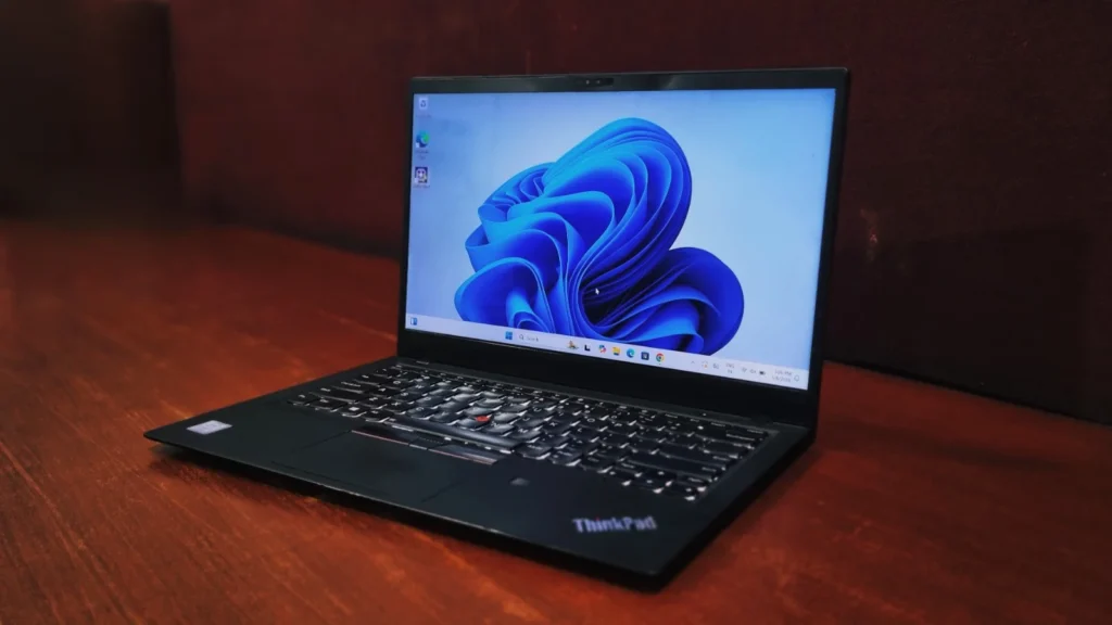 Lenovo ThinkPad X1 Carbon (7th gen) Front View