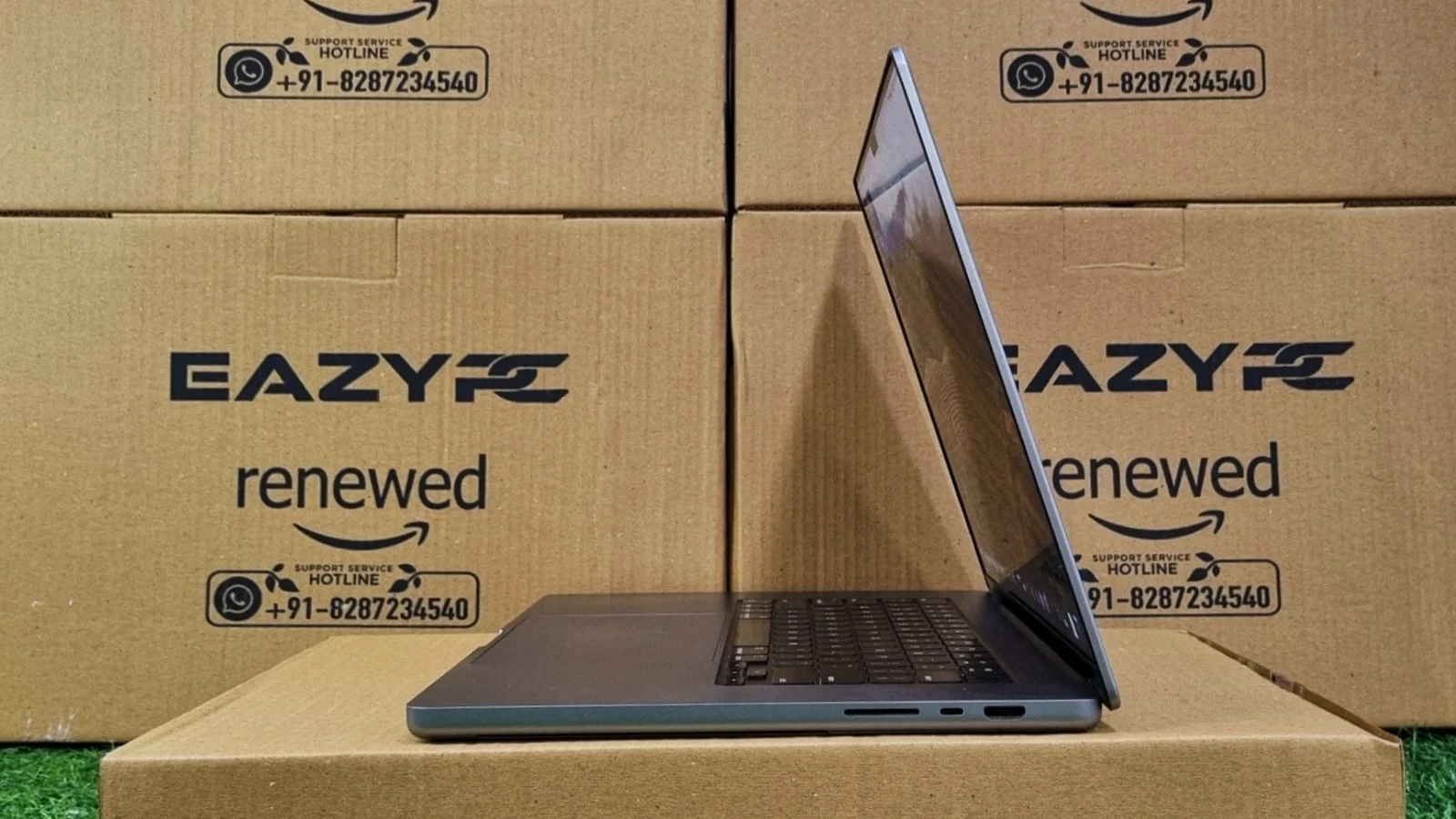 Apple MacBook Pro 16 inch A2485 right side ports