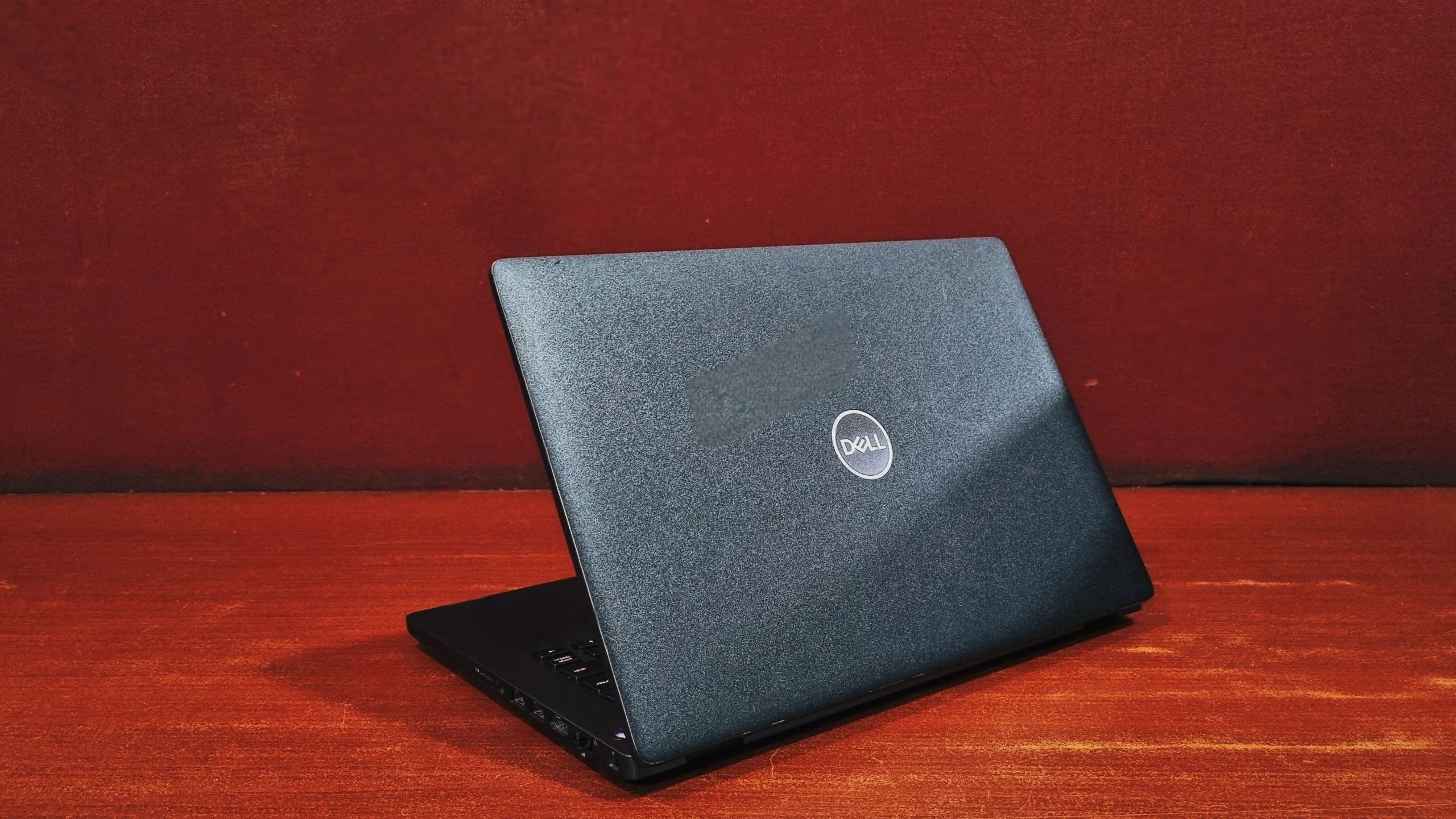 Dell Latitude 5400 design and build quality