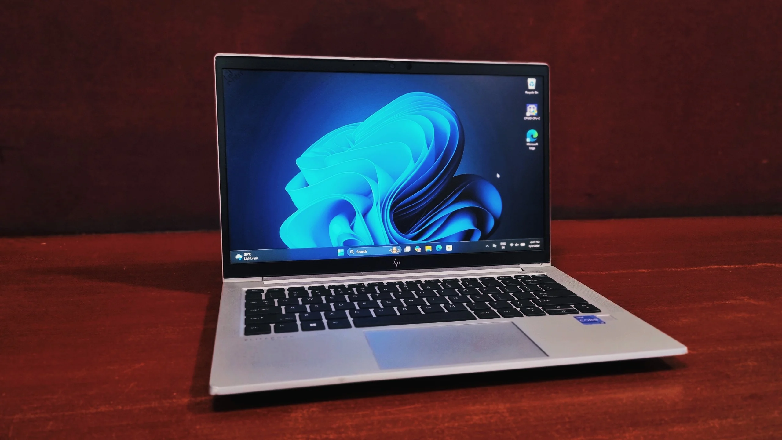 HP EliteBook 830 G8 Review: Benchmarks & Battery
