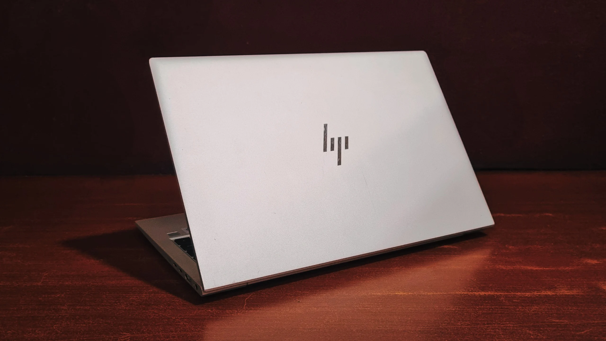 HP EliteBook 840 G7 build quality and aluminum chassis
