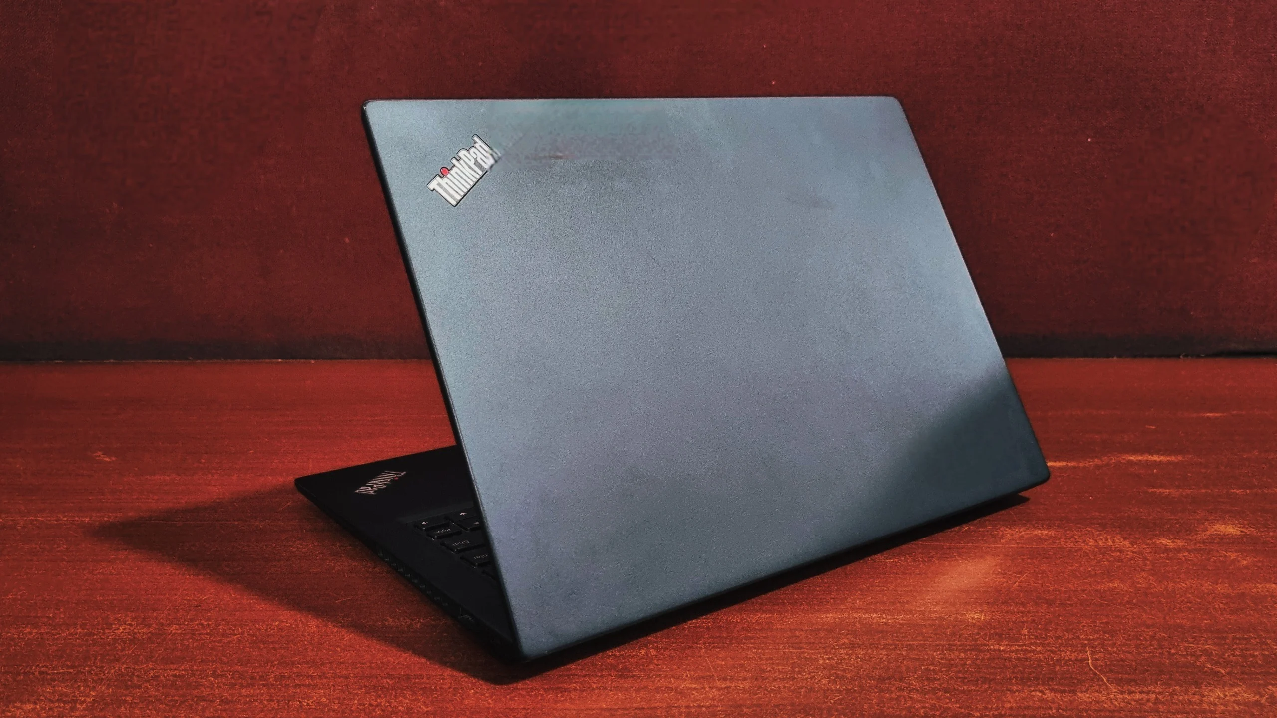 Lenovo ThinkPad X13 build quality and chassis