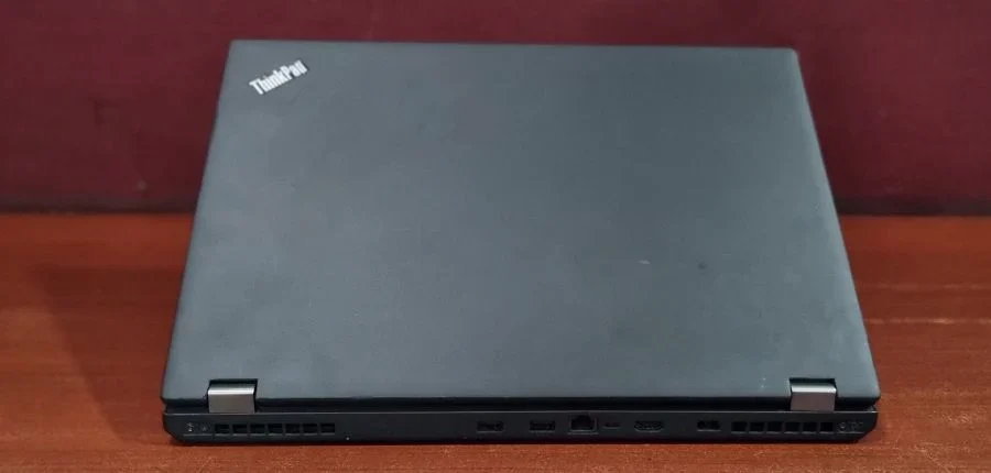 dell precision 3520 i7 7th gen